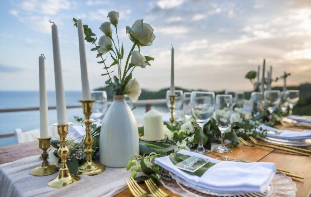 LOCATIONSUCHE UND EVENTPLANUNG