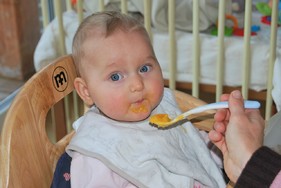 Babymilch, Stillen oder Pre-Milch, doch was ist Pre-Milch eigentlich? Wenn keine Muttermilch da ist, welche Babymilch? Stilltipps und Stillhelfer