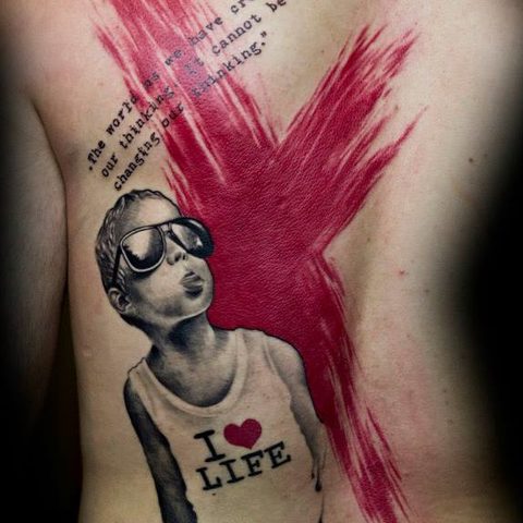 Selfmade Tattoo Berlin Zsofia Belteczky kreuz cross kind child