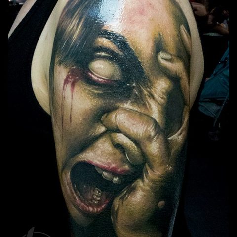 Selfmade Tattoo Berlin Zsofia Belteczky horror zombie