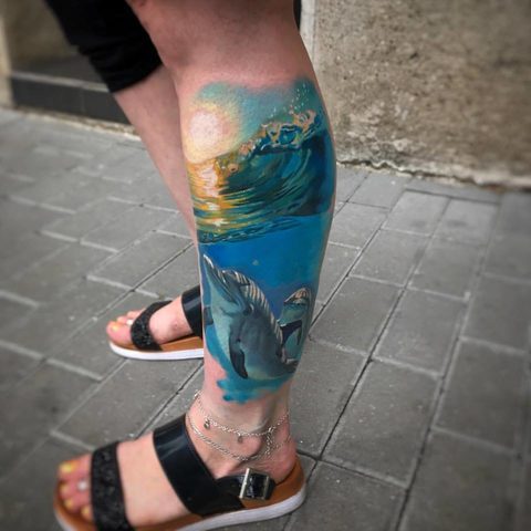 Selfmade Tattoo Berlin Kristof Tito Kondrat dolphin nature wave sund surf