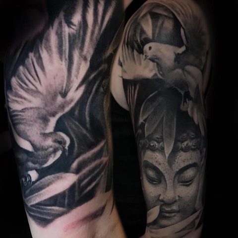 Selfmade Tattoo Berlin Kristof Tito Kondrat buddha taube pigeon peace