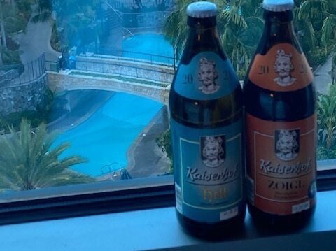 Disneyland Hotel, Anaheim, California | Kaiserhof in Disneyland