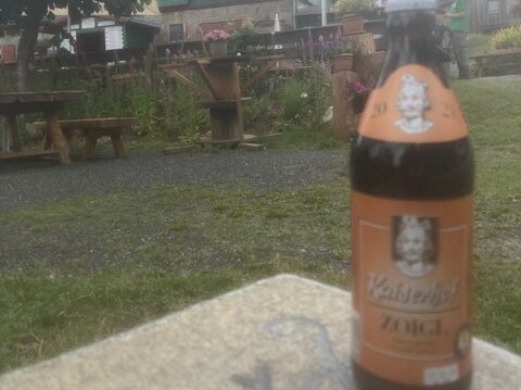 Seehügel | Gipfel 8 - das Seehaus (der Seehügel liegt dahinter im Wald).