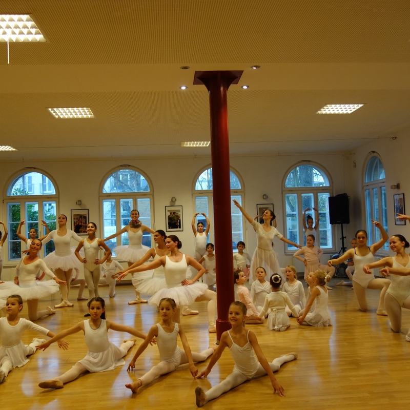 Generalprobe in der Tanzschule Sabrina M.