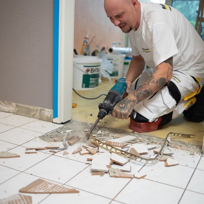 Fußbodenarbeiten in einer Wohnung in Berlin Pankow